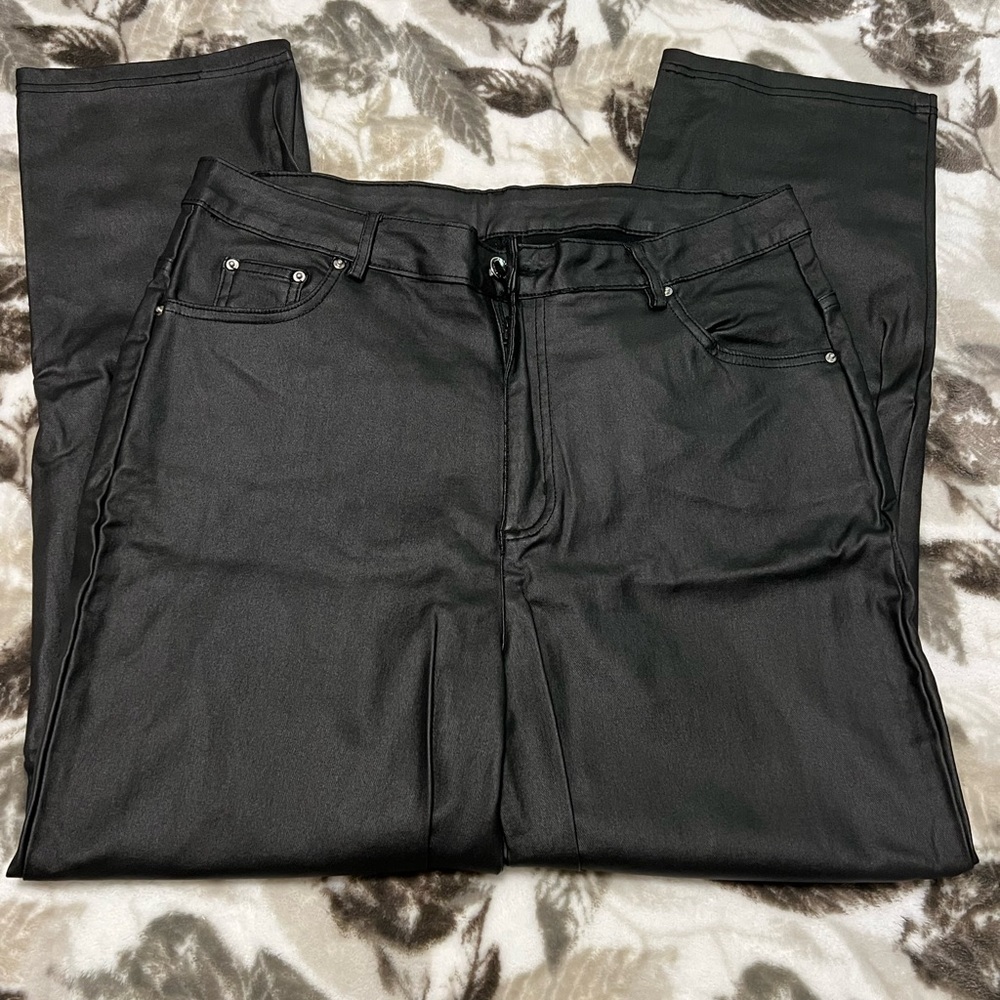 SHEIN Curve Pleather Pants